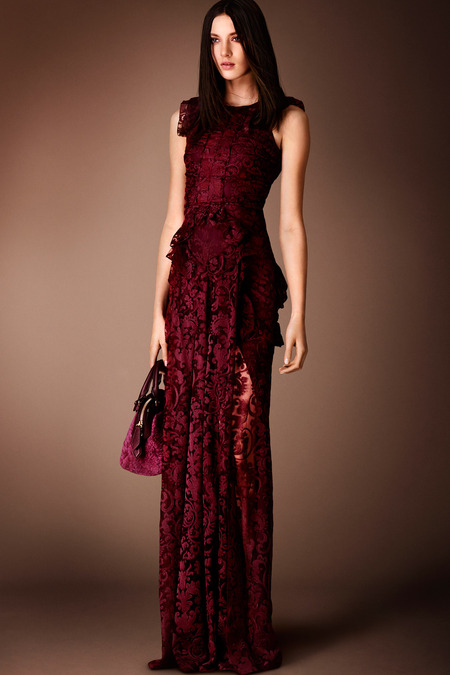 BurberryProrsum_025_1366.450x675